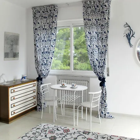 Blu Mediterraneo - Pgi210 By Interhome *